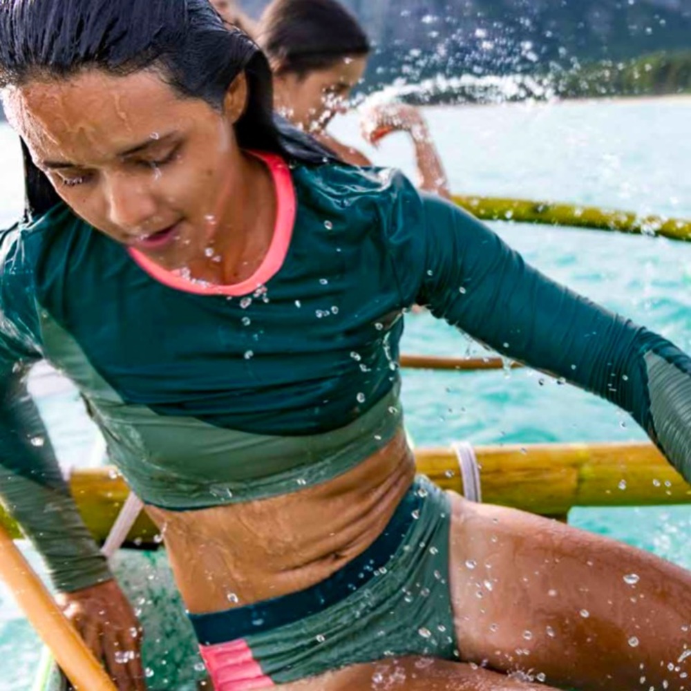 Title Nine Rash Guard and Swim Bottom Set Size M